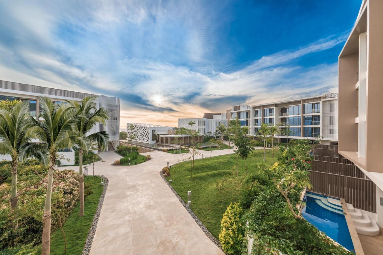 Crimson Resort And Spa Boracay Yapak Экстерьер фото